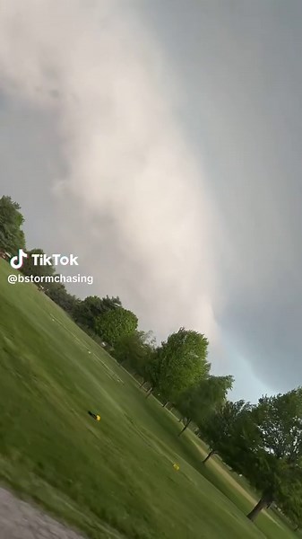 Another epic supercell! #tornado #severeweather #ryanhallyall