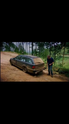 Sometimes his genius……..its almost frightening #jeremyclarkson #clarkson #topgear #richardhammond #jamesmay #topgearafricaspecial #topgear