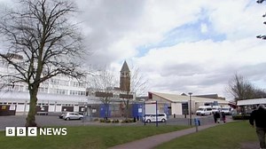 Medway Maritime Hospital chairman paid £200,000 for two-day week