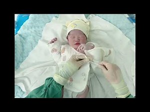 Newborn Care: How to Dress Your Baby Like a Nurse | Dressing Your Newborn in the Hospital