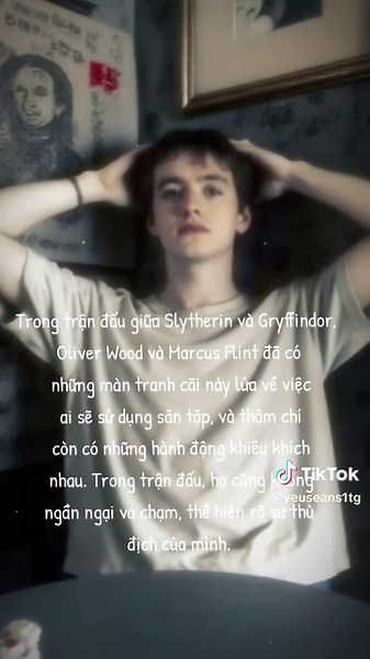 Tranh cãi giữa Oliver Wood và Marcus Flint tại Hogwarts