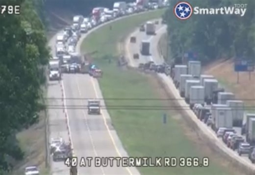 17-year-old driver dead after I-40 crash in Loudon County