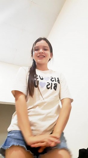 Videos de K E Y (@key.espinoza) con “Moscow Mule - Bad Bunny”