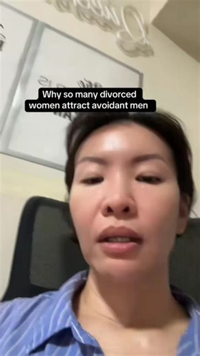 Julia | Style| Reinvention Expert + Seoul aesthetic on Instagram: "Some men don’t hear “no.” They hear: – loss of control – loss of access – loss of emotional power And suddenly, they become: – irritated – offended – defensive – “confused” They say: “You’ve changed.” “Why are you being so cold?” “You used to be so understanding.” No — you just stopped being manageable. 🧠 A secure man can handle boundaries. He may feel disappointed, but he stays regulated. An insecure man negotiates boundaries b