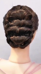 7.6M views · 107K reactions | Easy hair tutorial.।.. #vinitachauhan #reelsfb #facebookreels #comedy #comedyclub #hairstyle Anita Singh Chauhan Facebook | Vinita Chauhan | Facebook