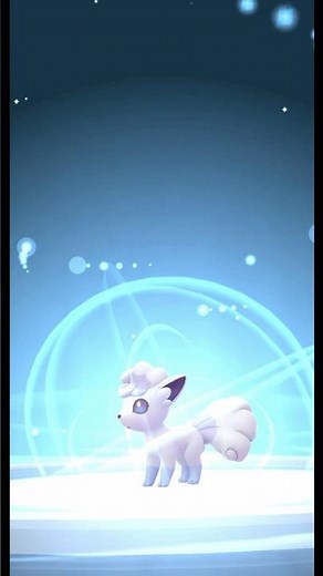 Evolving my shiny Vulpix ✨🔥 into Ninetales🤩🎊#pokemongo #shinypokemon