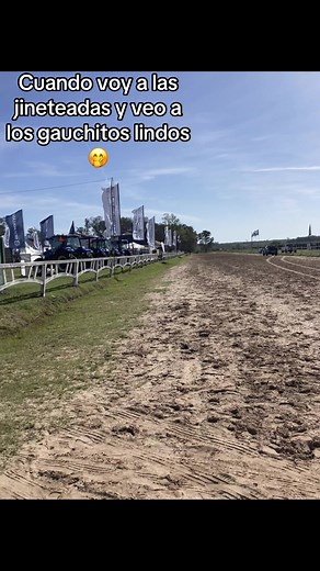 Jineteadas y Gauchos: Un Viaje a la Tradición
