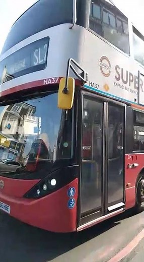 Riding the NEW Superloop Bus in London! 🚌 SL2 Express