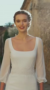 3.6K views · 41 reactions | This or that? Watch our fashion show stars Bruna Lirio and Daniela Braga answering some questions and get to know a bit more about these two beauties! — Descubre a las dos protagonistas de nuestro desfile respondiendo a varias preguntas y conoce su lado más de auténtico y divertido. #rosaclarafashionshow #rosaclara2019 | Rosa Clará | Facebook