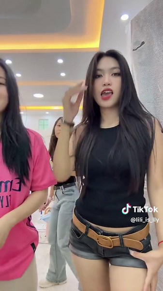 ‏OOTD lok m loz lyy Okyyyy prrr#foryoupage #viraltiktok