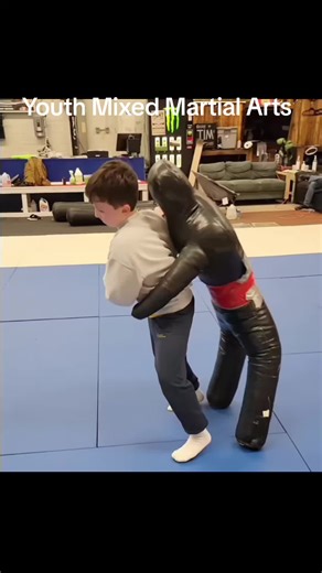 Youth Mixed Martial Arts, training for everyone especially children and teenagers should be practical and effective, mirroring either a real life scenario or be modified for competition and the body types and abilities of the individual athlete, teaching anyone a technique they cannot perform correctly gan give a false of security or just the opposite, low self esteem and self consciousness. Always seek skilled and experienced coaches @mmamarvsmartialartsandfitness @creativemartialartsmarv