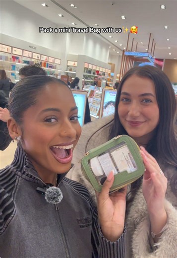 Everything we need, perfectly packed in a mini Space NK Travel Bag🤩 #SpaceNK #SpaceNKTravelBag #TravelEssentials #TravelMinis #SpaceNKHaul