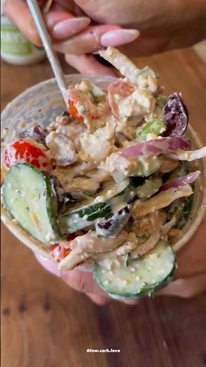 HIGH PROTEIN GREEK CHICKEN CUCUMBER SALAD 🥰 (Low Carb + High Protein!) #ChosenPartner