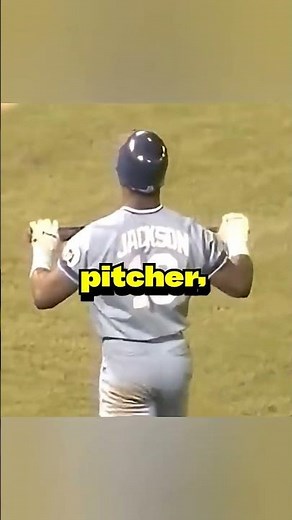 😱🔥Bo Jackson snaps his bat over his helmet after grounding#mlbb#bojackson out#mlb#baseball