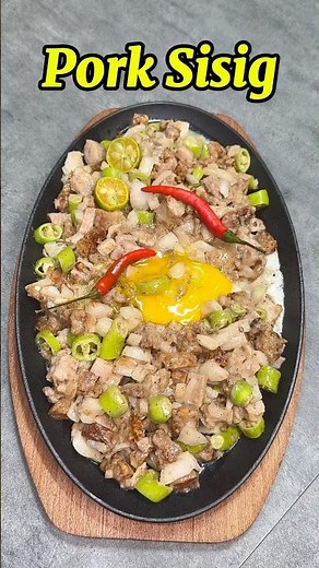 Homemade Sizzling pork sisig with egg Recipe | Filipino ulam dish Ideas | Serve in sizzling plate