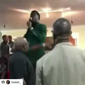 Pastor Shawn Jones Singing Lee Williams “I Can’t Give Up Now”