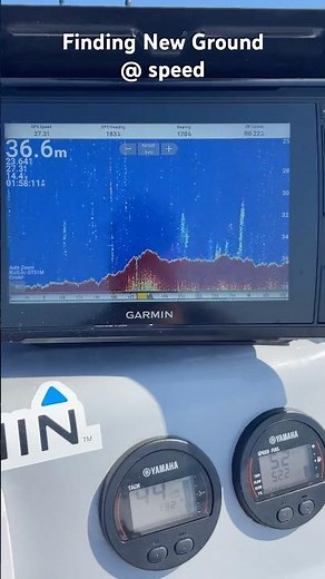 Garmin Echomap Ultra @ speed finding fish