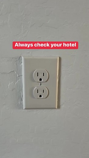 79K views · 260 reactions | i do this every time i travel ✔️ #travel #traveling #hotel #traveltips #airbnb #safetyfirst #safetytips #life #alwayscheck #hacks #hacksandtips | Lucy Diamond | Facebook