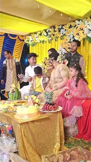 মিশকাত ছবি তুলছে #imcold #funny #spotifyclone #lovesongs #love #কাচাবাদামsong #romanticsongs