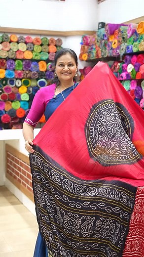 Sankalp The Bandhej Shoppe | Gujarat’s soul lives in Garba and its colours live in Bandhani 💛 We have created a unique Bandhani design inspired by Garba, where the... | Instagram