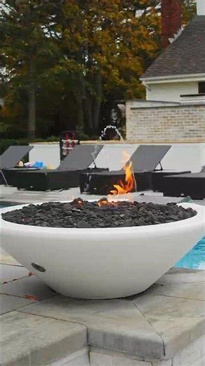 Top 3 Water Features To Transform Your Pool #waterfeatures