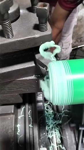 PVC pipe thread in lathe machine