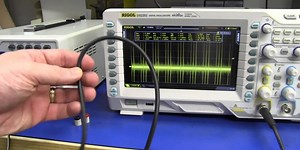 EEVblog #442 – Analog Vs Digital Oscilloscope Noise - EEVblog