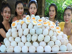 29K views · 784 reactions | Cooking boiled egg and shrimp paste dip sauce recipe | Polin chan | Facebook