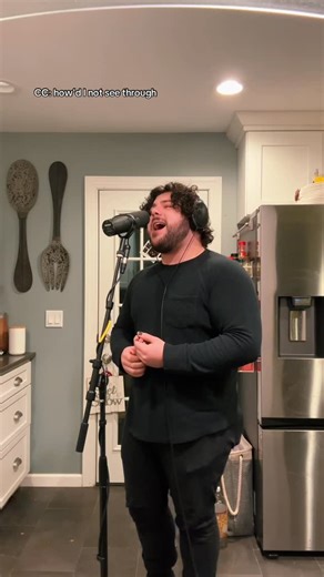 Alex Carlin on Instagram: "I added some screams 🎼: Underbrook - New York Gear Used: @shure SM7B microphone @wearefocusrite Scarlett 18i8 interface @sennheiser HD600 headphones Plugins Used: @neuraldsp Mantra @joeysturgistones Howard Benson Vocal @celemony_ Melodyne Assistant DAW: @avid.protools #underbrook #newyork #washappinesstooboringforyou #sing #singer #singing #vocals #vocalist #poppunk #poppunkmusic #poppunksong #poppunkband #emo #emomusic #emosong #emoband #music #songcover #vocalcover"