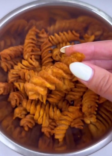 Makarna Cipsi Tarifi: Evde Kolay Atıştırmalık Yapımı