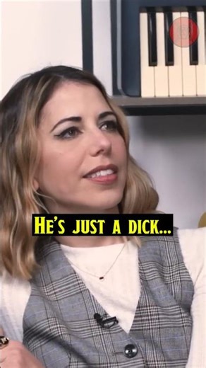 Laura Bailey FIRES SHOTS At Sam Riegel! #criticalrole #laurabailey