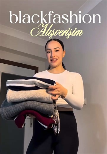 Rahat, şık ve tam sezonluk 🤎 Kombin yapması keyif, giymesi daha keyifli. @rabiacokaal ile Black Fashion stil dokunuşu 🖤