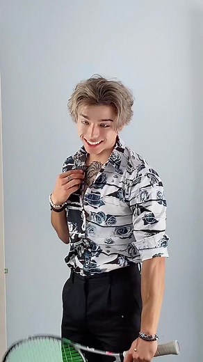 Badminton Techniques: Swing, Prepare, Follow Through