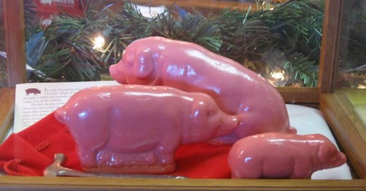 Peppermint Pigs in Saratoga Springs: A Christmas Tradition