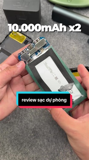 Review Sạc Dự Phòng Ugreen 20k mAh Chi Tiết