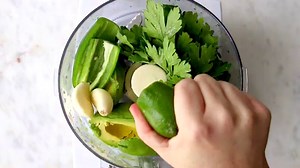 5 Minute Magic Green Sauce