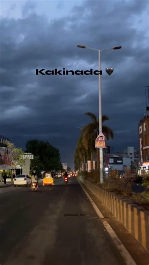 Climate bale undhi 🖤 Follow @kakinada_live #Kakinadalive #kakinada #kakinadasmartcity #rain #climate #weather | Kakinada live