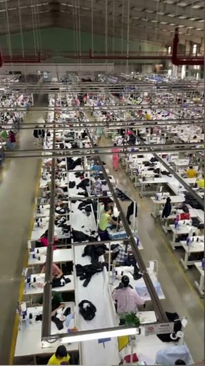 Unseen Footage from China's Largest Garment Factory 🧵🚧