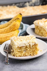 Easy Banana Pudding Cake