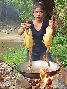 Primitive Recipe Cooking Duck with Red Ant for jungle Food #primitive #ducks #recipe #jungle #foodie | My Natural Food Jungle