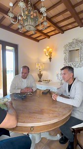 1.1M views · 8.8K reactions | Imprenditore vuole vendere i gioielli di famiglia per giocarsi il ricavato #valutazione #gioco #gemmologo #gioielli #stima #oro #casino #montecarlo #peritogemmolgo #diamanti | Enzo Cardente | Facebook