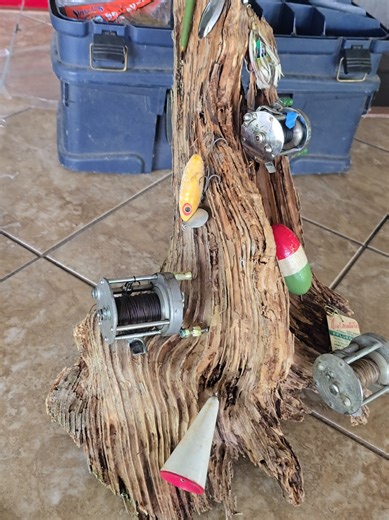getting crafty with some old fishing gear #fishing #fyp | fishing gear
