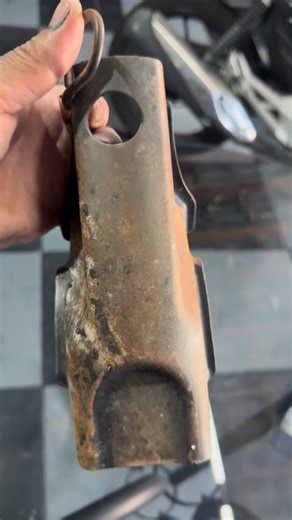 André Barbosa on Instagram: "Vk manipulando a arte pega 👹☝️🪻🍁"