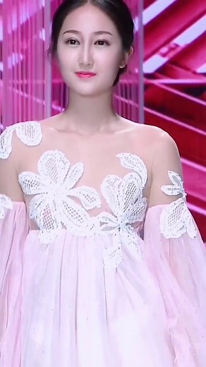 Chinese Fashion Show: Lingerie Runway at Lezo Club