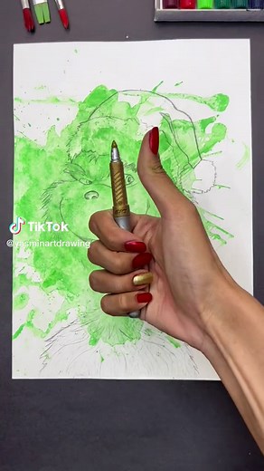 Creating a Colorful Grinch Drawing Step-by-Step