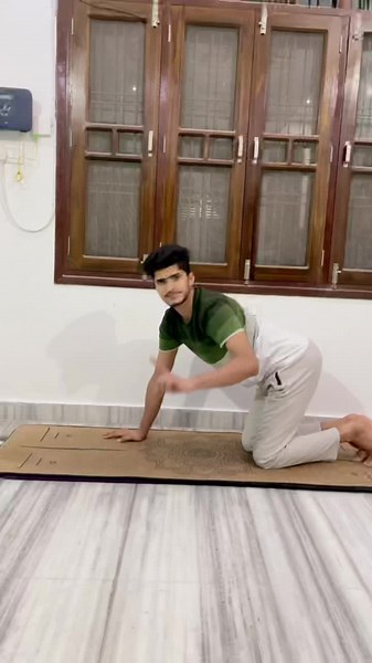 12K views · 572 reactions | Learn Flying pigeon By professional Yoga teacherShivam sharma wheel pose Tutorial. #reels#reelsinstagram #reel#yoga#yogapractice #yogaclass #yogaclasses#yogaflow#viralreels #reels#bestyogaphotography#chinstand#jeevanyogastudio #viral#asana#yogapractice #yogi #yogaclasses#yogainspiration#bestyogapose #yogaclass#yogaeveryday #yogalove#yogatraveller#cowpose #yogi#praveenvogaacademv#stretch #viralpost | Jeevan YOGA Studio | Facebook