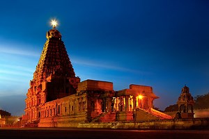 Brihadeeswarar Temple, Thanjavur - Photo, Timing, Puja Details, Architecture