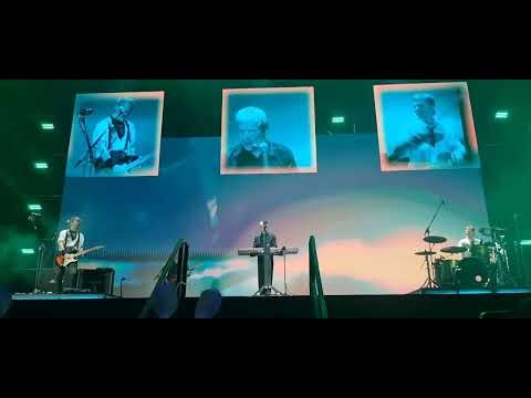 25 Minutes MLTR live in Jakarta