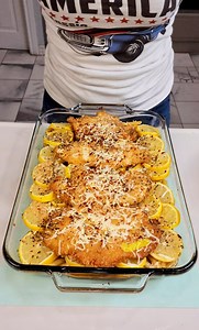 My husband loves this chicken Rachel makes a fresh citrus chicken pasta dinner the whole family will love. This original video was brought to you by Rachel's Kitchen and Network Media, LLC | Family Style Cooking