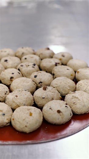 Perfect Hot Cross Bun Dough Balls in Seconds | Vitella Bun Rounder in Action 🔥